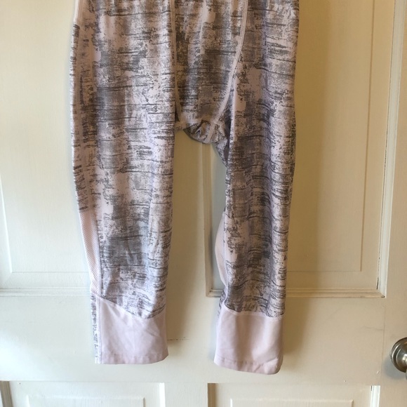 Boy’s Reebok base layer pants leggings size large. - Picture 6 of 7